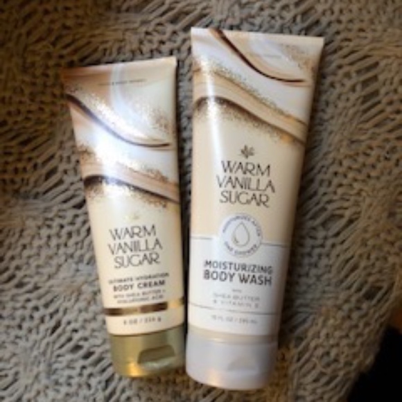 *HOST PICK* Bath & Body Works Warm Vanilla Sugar Duo *NEW* - Picture 2 of 5